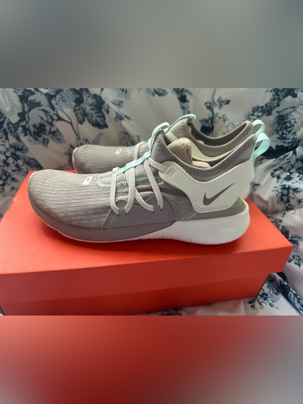Nike Women’s Natural Offset 6.0 2019